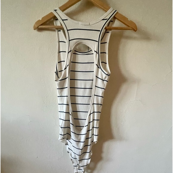 Women’s NWT Los Angeles New York Backless Bodysuit NEW Size Small - Picture 2 of 8